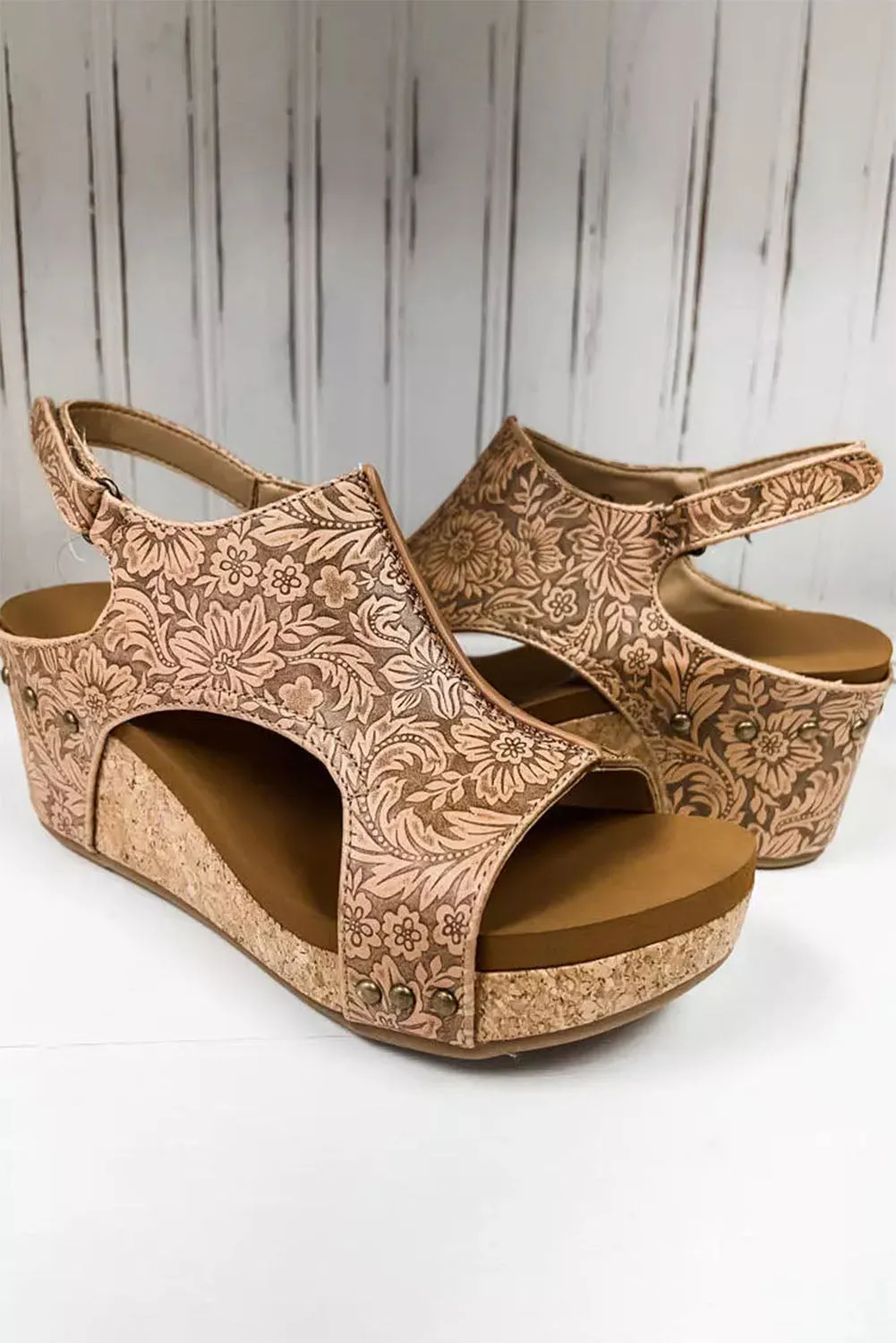 Vintage Floral Leather Rivet Hollowed Platform Sandals